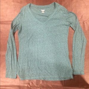 Pretty marled v neck